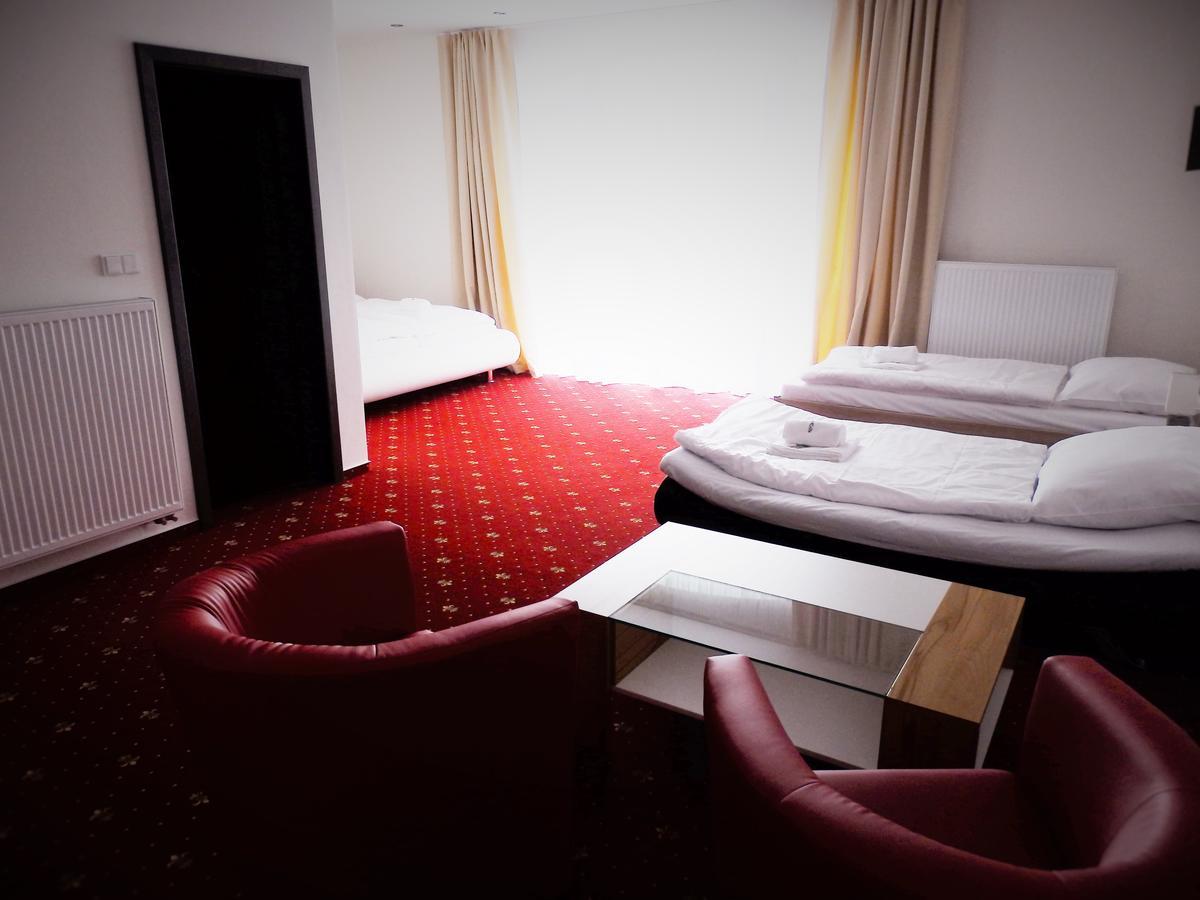 Rezidence Holsin Hotel Holsiny Eksteriør billede