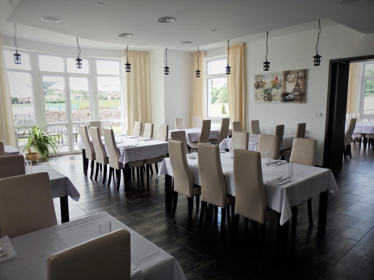 Rezidence Holsin Hotel Holsiny Eksteriør billede