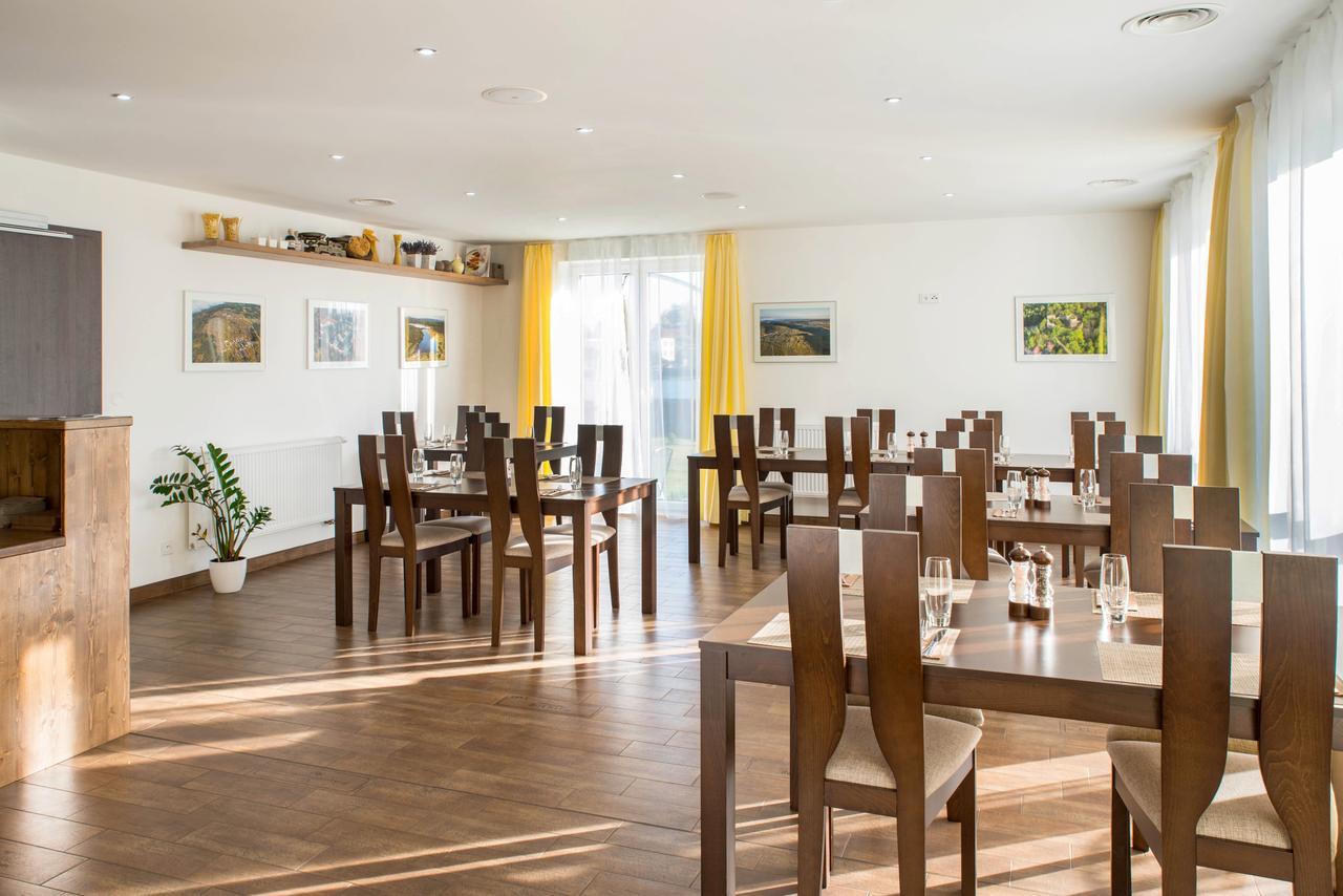Rezidence Holsin Hotel Holsiny Eksteriør billede